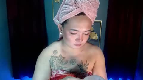 Snapshot of pussy_and_cock_lover chatting on 19, 4, 2026 pussy_and_cock_lover online show from 19, 4, 2026