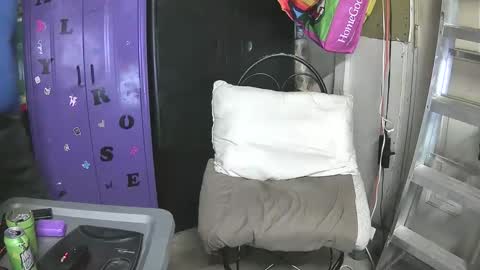 Snapshot of pussy_licker0127 chatting on 20, 2, 2025 Mark online show from 20, 2, 2025