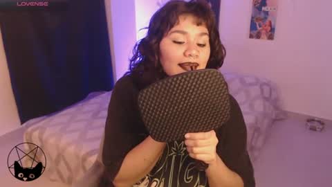 Snapshot of pussycat420_ chatting on 25, 6, 2026 Mari online show from 25, 6, 2026