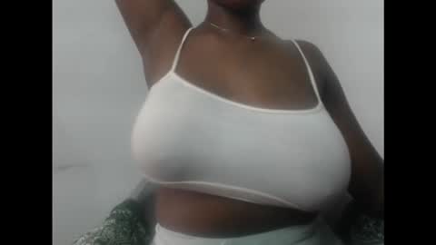 Snapshot of pussydollurz chatting on 21, 10, 2025 pussydollurz online show from 21, 10, 2025