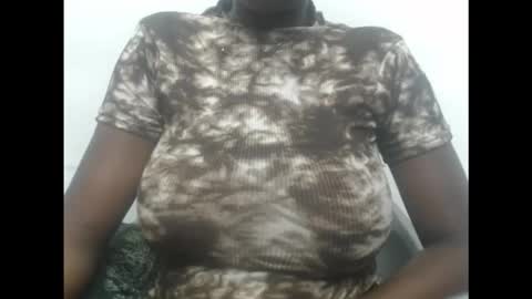 Snapshot of pussydollurz chatting on 27, 10, 2025 pussydollurz online show from 27, 10, 2025