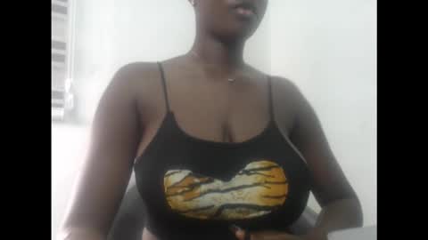 Snapshot of pussydollurz chatting on 1, 11, 2025 pussydollurz online show from 1, 11, 2025