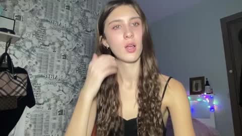 Snapshot of pussygir007 chatting on 9, 1, 2025 pussygirl007 online show from 9, 1, 2025