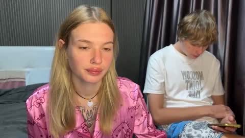 Lina online show from 6, 1, 2026