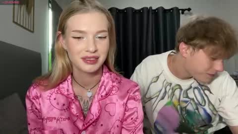 Snapshot of pussymoneywet chatting on 9, 6, 2026 Lina online show from 9, 6, 2026