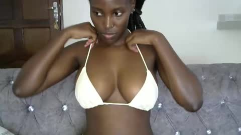 Snapshot of pussypink12 chatting on 23, 1, 2025 shan online show from 23, 1, 2025