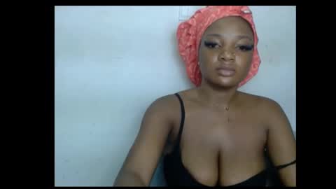 Snapshot of pussyxwetx chatting on 5, 6, 2026 pussyxwetx online show from 5, 6, 2026