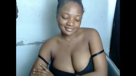 Snapshot of pussyxwetx chatting on 25, 6, 2026 pussyxwetx online show from 25, 6, 2026