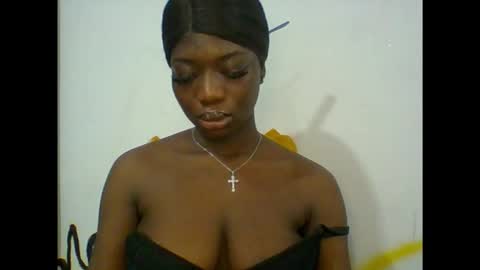 Snapshot of pweedy_ora chatting on 13, 9, 2025 ora online show from 13, 9, 2025