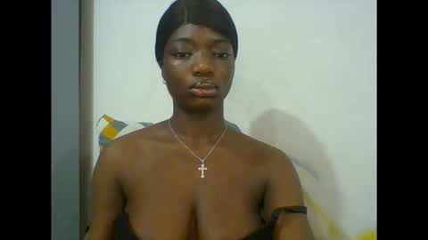 Snapshot of pweedy_ora chatting on 19, 9, 2025 ora online show from 19, 9, 2025