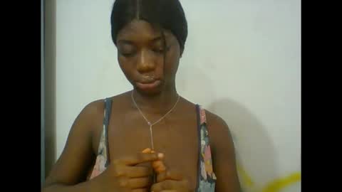 Snapshot of pweedy_ora chatting on 24, 9, 2025 ora online show from 24, 9, 2025