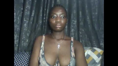 Snapshot of pweedy_ora chatting on 2, 10, 2025 ora online show from 2, 10, 2025