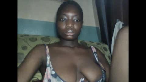 Snapshot of pweedy_ora chatting on 6, 10, 2025 ora online show from 6, 10, 2025