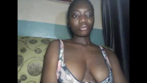 Snapshot of pweedy_ora chatting on 7, 10, 2025 ora online show from 7, 10, 2025