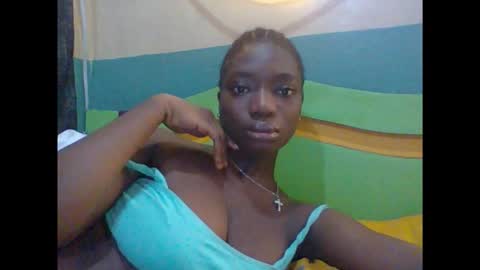 Snapshot of pweedy_ora chatting on 16, 10, 2025 ora online show from 16, 10, 2025