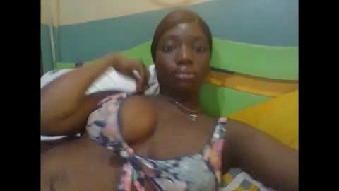 Snapshot of pweedy_ora chatting on 18, 10, 2025 ora online show from 18, 10, 2025