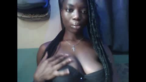 Snapshot of pweedy_ora chatting on 28, 6, 2026 ora online show from 28, 6, 2026