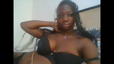 Snapshot of pweedy_ora chatting on 19, 7, 2026 ora online show from 19, 7, 2026