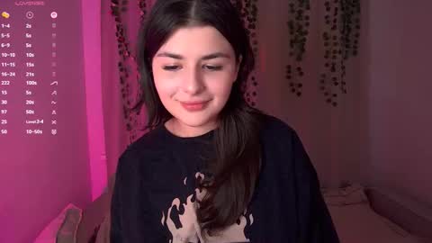 Snapshot of pyro_flerrrr chatting on 4, 11, 2025 pyro_flerrrr online show from 4, 11, 2025