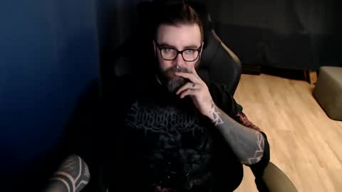 Snapshot of pyroxen chatting on 24, 10, 2025 Yog Sothoth online show from 24, 10, 2025