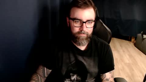 Snapshot of pyroxen chatting on 1, 11, 2025 Yog Sothoth online show from 1, 11, 2025