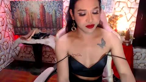 Snapshot of pythoncock4u chatting on 9, 5, 2026 Queen Agatha online show from 9, 5, 2026
