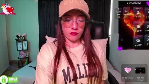 Snapshot of qadesh_boix chatting on 21, 10, 2025 qadesh_boix online show from 21, 10, 2025