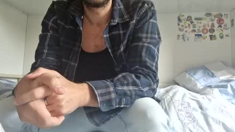 Snapshot of quantosibel chatting on 3, 12, 2025 quantosibel online show from 3, 12, 2025