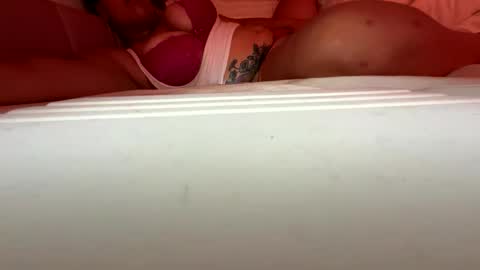 Snapshot of quecosatanrica chatting on 29, 10, 2025 quecosatanrica online show from 29, 10, 2025