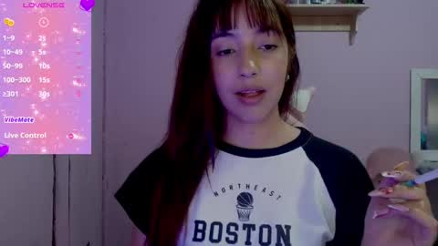 Snapshot of quee_tiana chatting on 16, 10, 2025 your princess online show from 16, 10, 2025