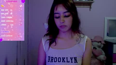 Snapshot of quee_tiana chatting on 21, 10, 2025 your princess online show from 21, 10, 2025