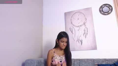 Snapshot of queen_adhara chatting on 9, 3, 2026 ANTONELLA online show from 9, 3, 2026