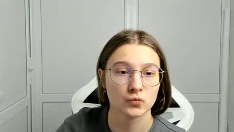 Amelie online show from 22, 3, 2026