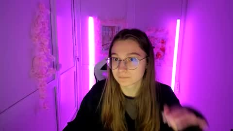 Amelie online show from 5, 5, 2026