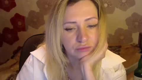 Queen Daenerys online show from 2, 12, 2024