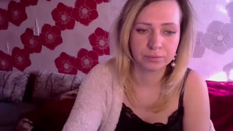 Queen Daenerys online show from 13, 2, 2025
