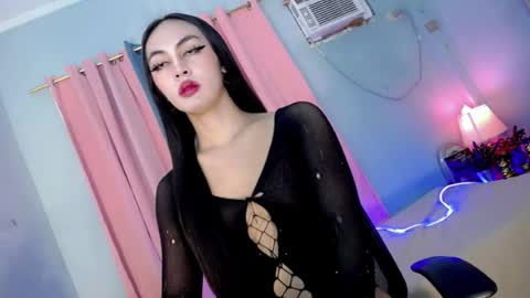 queen_danaya online show from 14, 7, 2026