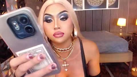 Snapshot of queen_destroyerx chatting on 6, 3, 2026 MAGDA online show from 6, 3, 2026