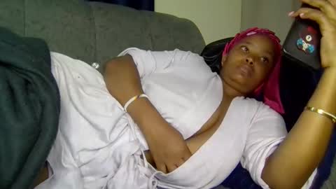 queen_doli online show from 12, 5, 2026