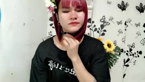 Snapshot of queen_elicktra chatting on 5, 2, 2025 JOY online show from 5, 2, 2025