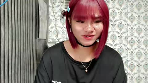 Snapshot of queen_elicktra chatting on 30, 9, 2025 JOY online show from 30, 9, 2025