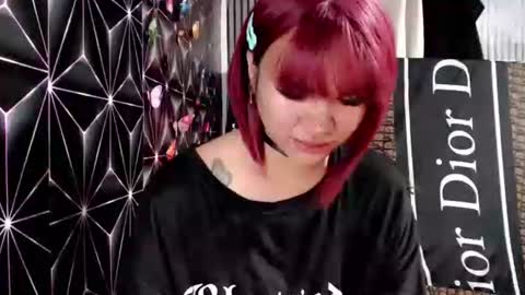 Snapshot of queen_elicktra chatting on 17, 11, 2025 JOY online show from 17, 11, 2025