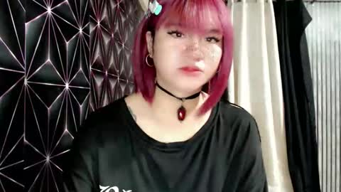 Snapshot of queen_elicktra chatting on 5, 6, 2026 JOY online show from 5, 6, 2026