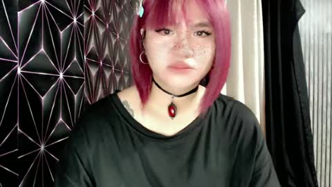 Snapshot of queen_elicktra chatting on 19, 6, 2026 JOY online show from 19, 6, 2026