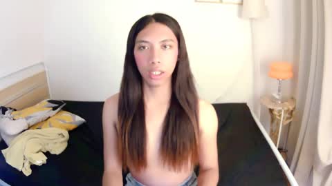 queen_gia online show from 23, 4, 2026