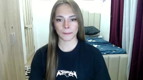 Snapshot of queen_heart0 chatting on 2, 2, 2026 shawny online show from 2, 2, 2026