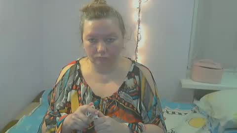 queen_jane8 online show from 6, 1, 2025
