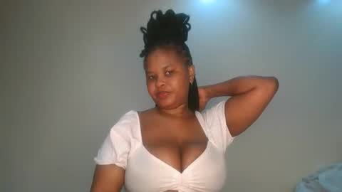 Snapshot of queen_kikih chatting on 16, 2, 2026 Queen kikih online show from 16, 2, 2026