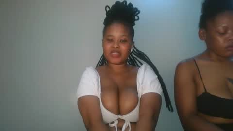 Snapshot of queen_kikih chatting on 16, 2, 2026 Queen kikih online show from 16, 2, 2026