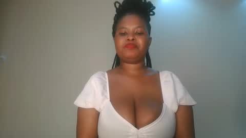 Snapshot of queen_kikih chatting on 19, 2, 2026 Queen kikih online show from 19, 2, 2026